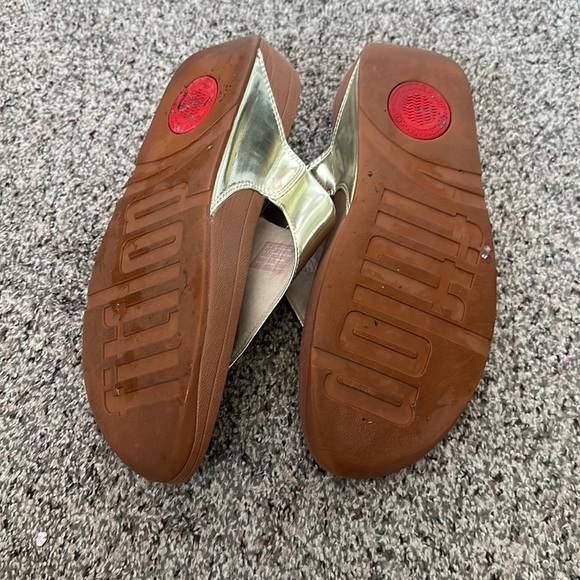 Fit flop metallic gold  lulu sandals size 9 - Picture 8 of 11